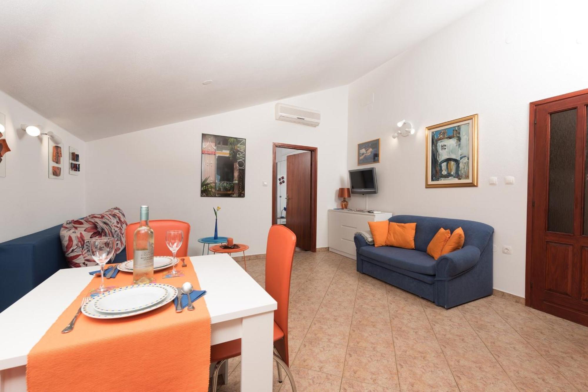 Apartments Villa Zara Lovran Buitenkant foto