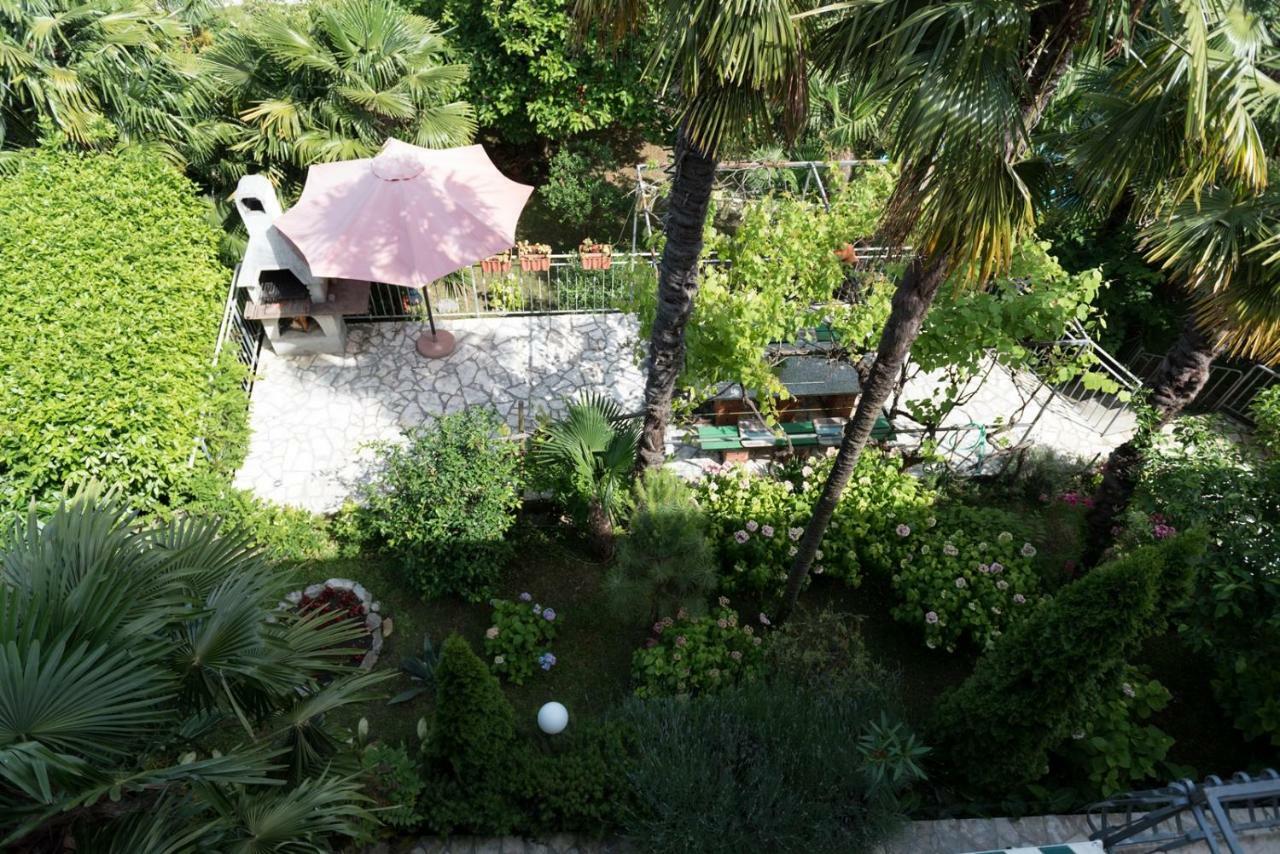 Apartments Villa Zara Lovran Buitenkant foto