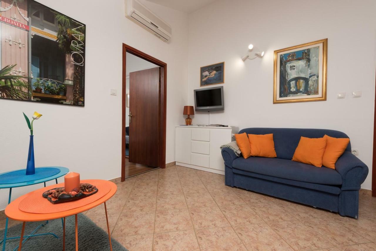 Apartments Villa Zara Lovran Buitenkant foto