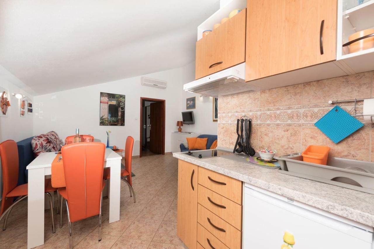 Apartments Villa Zara Lovran Buitenkant foto