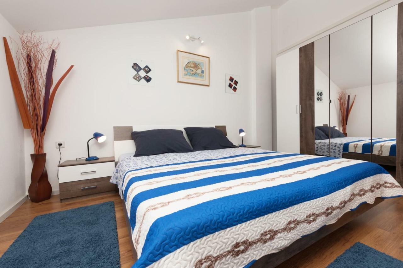 Apartments Villa Zara Lovran Buitenkant foto